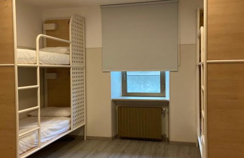 Nus Auberge | HostHello Nus