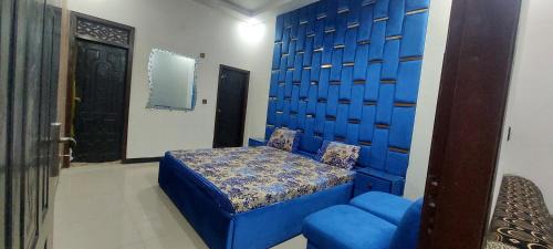 Gulshan-e-Iqbal Maison | HostHub Guest House Gulshan iqbal