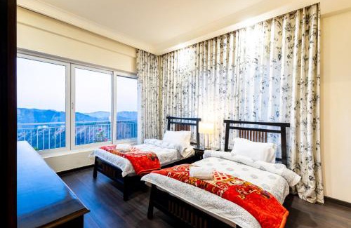 Shimla Appartement | Hostie Dale View North-3BHK, near Naldehra Golf course