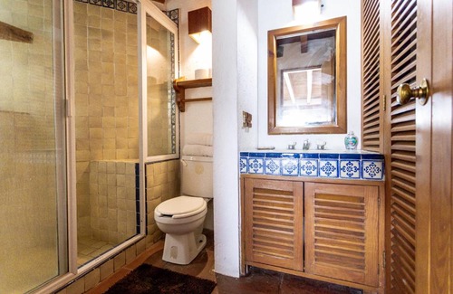 Centro Maison | Hostpal Casa Palomares con vista al lago