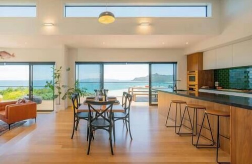 Rings Beach Maison | Hosts on the Coast Ataahua