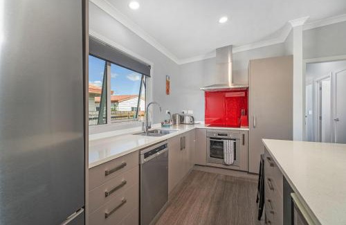 Whitianga Maison | Hosts on the Coast Belair Bach