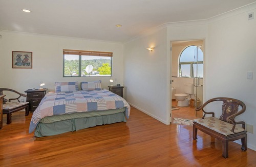 Whitianga Maison | Hosts on the Coast Holiday on Hannan