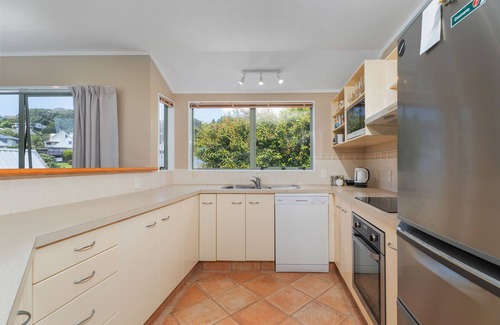 Onemana Maison | Hosts on the Coast Oarsome in Onemana