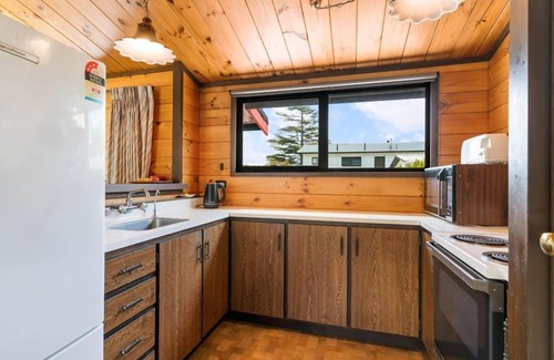 Pauanui Maison | Hosts on the Coast Sunny Daze