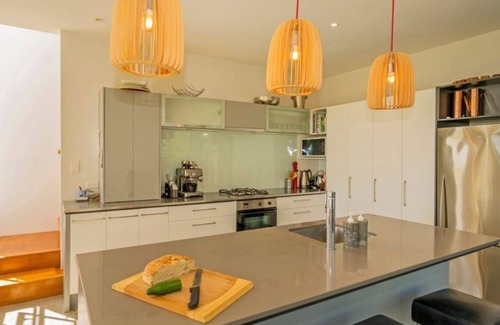 Matarangi Maison | Hosts on the Coast Taranui's Nest