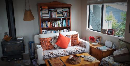 Tairua Maison | Hosts on the Coast The Harbourview Tairua