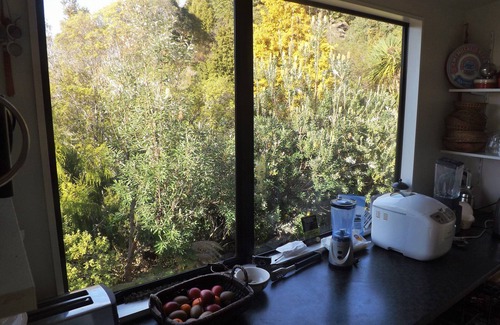 Tairua Maison | Hosts on the Coast The Harbourview Tairua