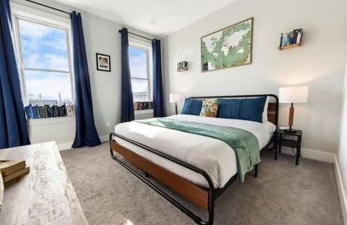Mexican War Streets Maison | HostWise Stays - The Alpine - Family Friendly, Great Area, 3BR Home