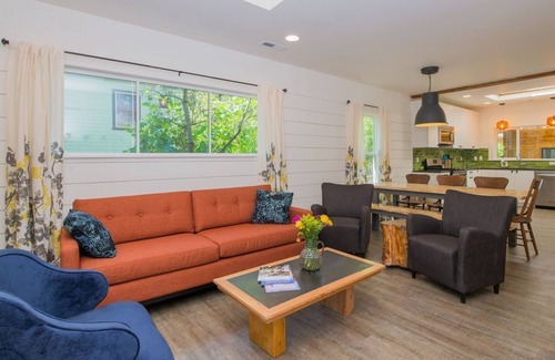 Mississippi District Maison | Hot & Chic Mississippi District - Bungalow frais, lumineux et moderne
