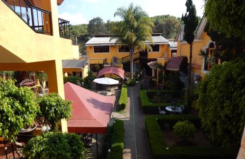 Nuevo Parangaricutiro Hôtel | Hotel Farah