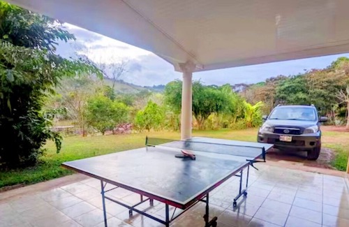 San Isidro de El General Maison | Hot Tub | 180° View | Vacation Home in Downtown