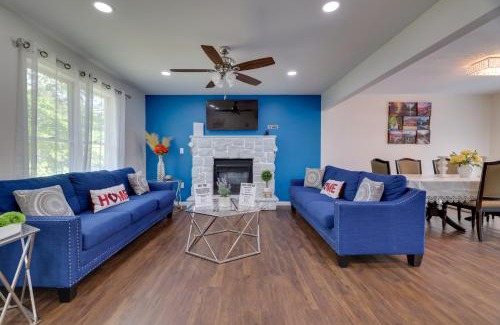 Pocono Summit Maison | Hot Tub and 2 Game Rooms Family Poconos Getaway!
