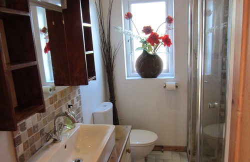 Galway Cottage | Hot tub Cottage de luxe près de la mer et golf avec tennis de table, badminton.
