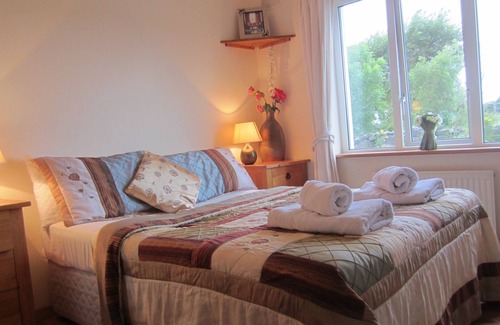 Galway Cottage | Hot tub Cottage de luxe près de la mer et golf avec tennis de table, badminton.
