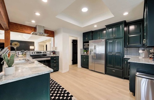 Quail Creek Maison | Hot Tub Hangout | Arcade & Game Night Fun