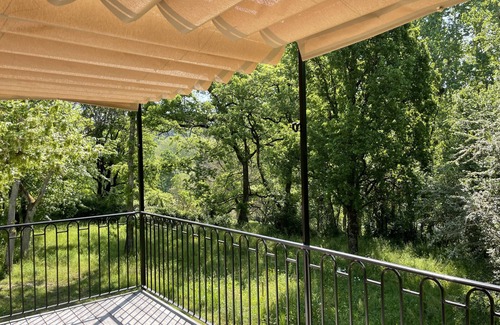 Feneyrols Maison | Hot tub, high-speed wifi, swimming river, luxury and charm