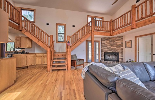 Payson Cabine | Hot Tub & Mtn View: Dog-Friendly Payson Getaway!