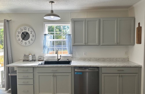 Newport Maison | Hot Tub, Pet Friendly, 3 miles to Emerald Isle, fully fenced yard.
