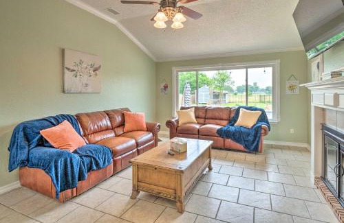 Hutto Maison | Hot Tub, Pool, and Fire Pit Gorgeous Hutto Home