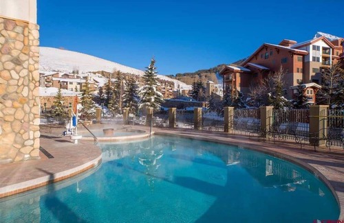 Crested Butte Copropriété | Hot Tub, Pool, Steam Room & Gym – Top Location