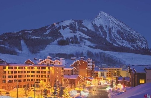 Crested Butte Copropriété | Hot Tub, Pool, Steam Room & Gym – Top Location