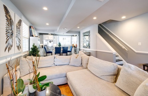Washington Maison | Hot Tub & Rooftop Game Room: Unique Home in DC