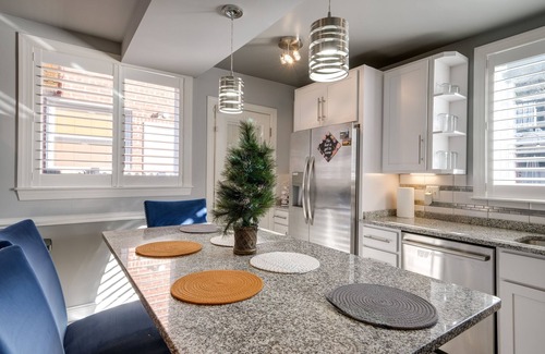 Washington Maison | Hot Tub & Rooftop Game Room: Unique Home in DC