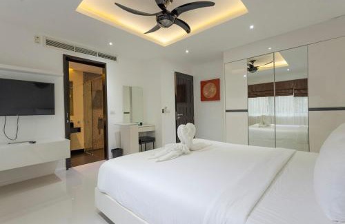 Chalong Maison | Hot Tub With Ocean Views 4br Newly Renovated V166