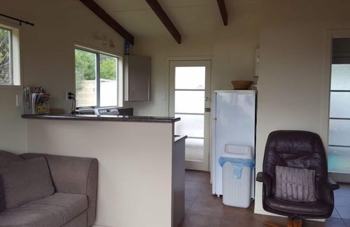 Hot Water Beach Cottage | Cottage de plage d'eau chaude