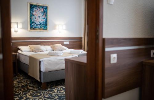 Tatabanya Hôtel | Hotel Árpád