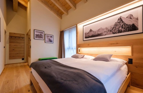Taesch Hôtel | Hôtel ∙ 3 personnes