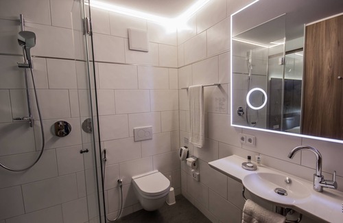Neutraubling Hôtel | Hotel 7 Continents