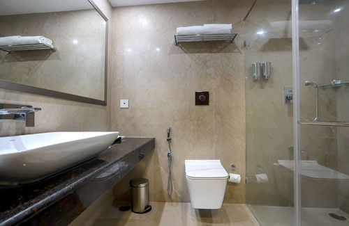 Vadapalani Hôtel | Hotel Aadithya