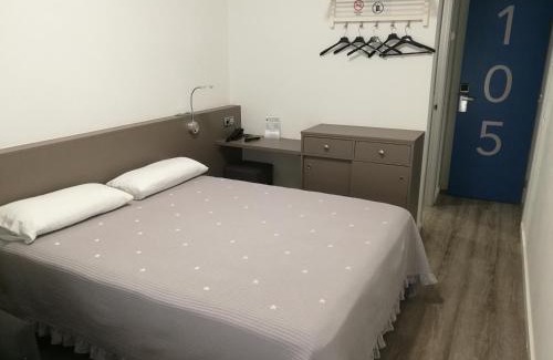 La Maternitat i Sant Ramon Hôtel | Hotel Alguer Camp Nou