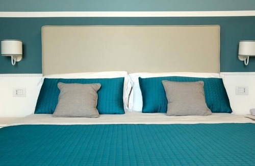 Marotta Hôtel | Hotel Ambassador