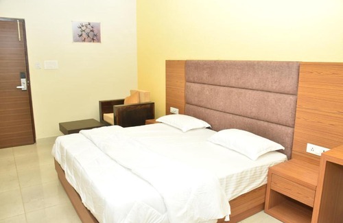 Madhepura Hôtel | Hotel Ananda