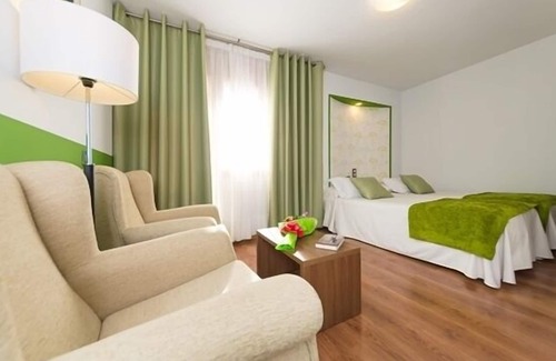 Ainsa Hôtel | Hotel Apolo