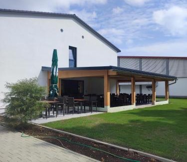 Ichenhausen Lit Et Petit-Déjeuner | Hotel & Appartements Nice Garni