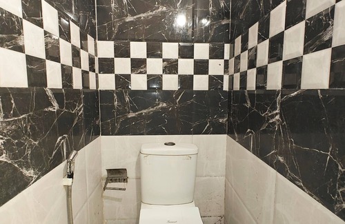 Paharganj Cabine | Hotel Apple Villa by Sushant Travels