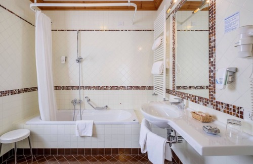 Cortina d'Ampezzo Historic Centre Hôtel | Hotel Aquila
