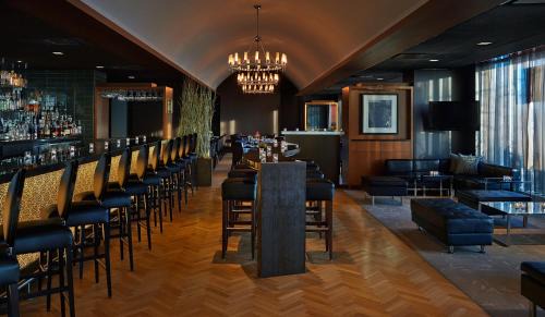 Naperville Hôtel | Hotel Arista