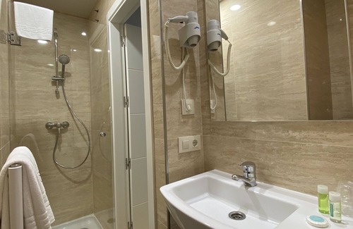 Vigo Hôtel | Hotel Arsus