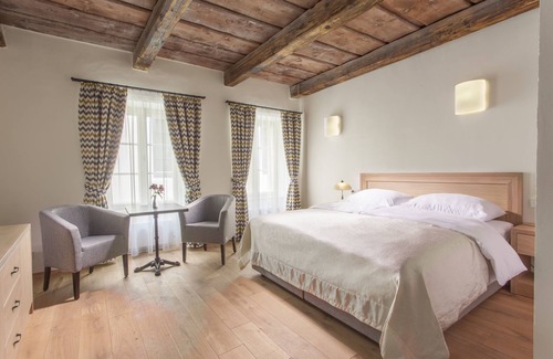 Mala Strana Hôtel | Hotel At the White Lily