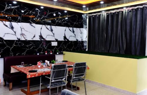 Muzaffarpur Hôtel | Hotel Atithi Grand, Gobarsahi