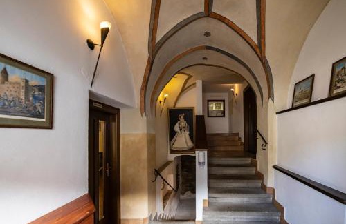 Jindrichuv Hradec Hôtel | Hotel Bílá Paní