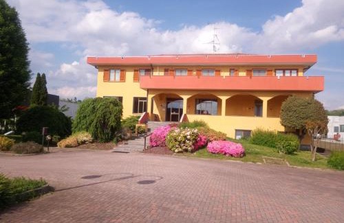Romagnano Sesia Hôtel | Hotel Baiardo