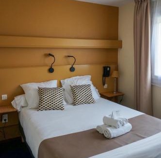 Le Tilleul Hôtel | Hotel bar Saint Christophe