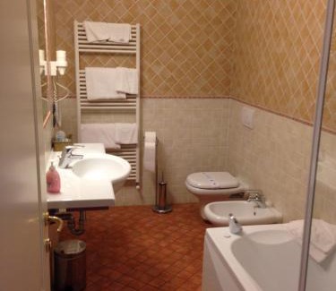 Barolo Hôtel | Hotel Barolo