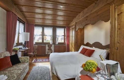 Cortina d'Ampezzo Historic Centre Hôtel | Hotel Bellevue Suites & SPA